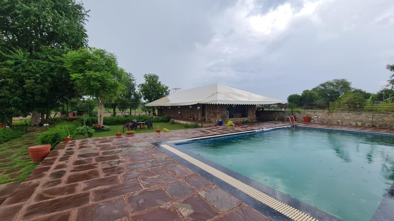 The Rustic Villa, A Stay With Luxuries Amenities And Exotic Nature ジャイプール エクステリア 写真