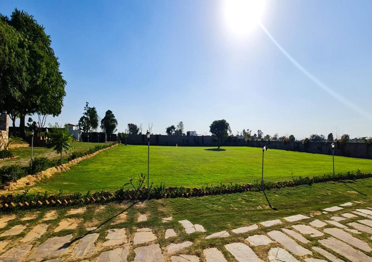The Rustic Villa, A Stay With Luxuries Amenities And Exotic Nature ジャイプール エクステリア 写真